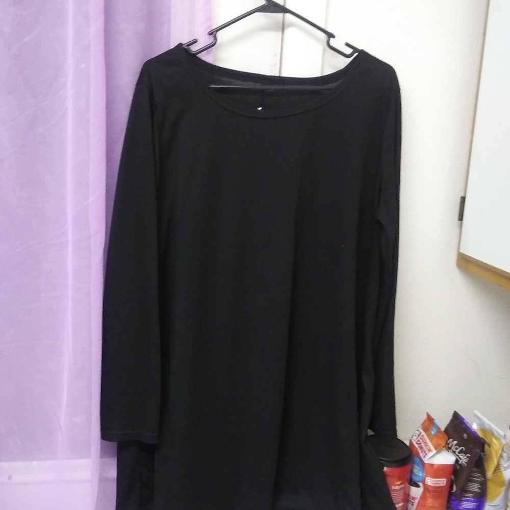 Long sleeve short dress